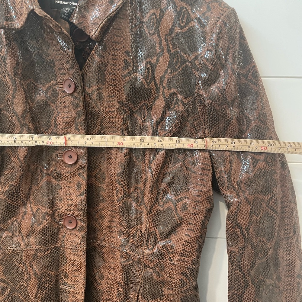 Brown Snake Print Leather 3/4 Coat size medium - Picture 2 of 11